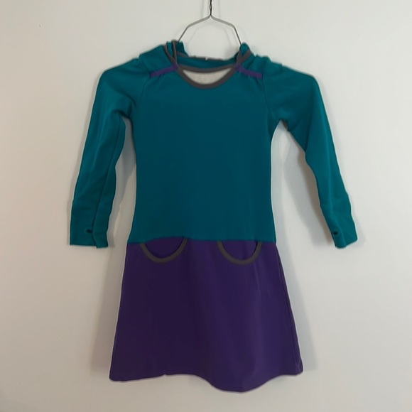 Peekaboo  Beans dress - Picture 1 of 12